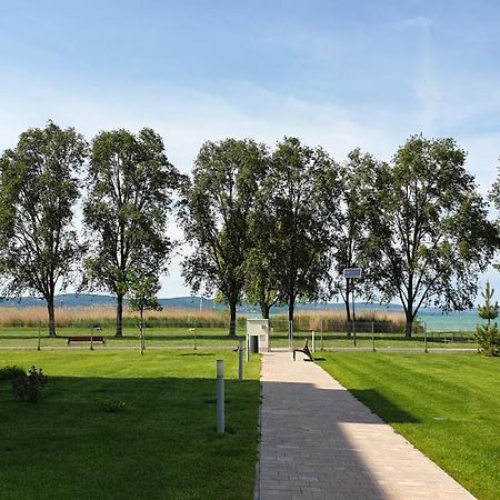 Lelle Resort B20 Balatonlelle Εξωτερικό φωτογραφία