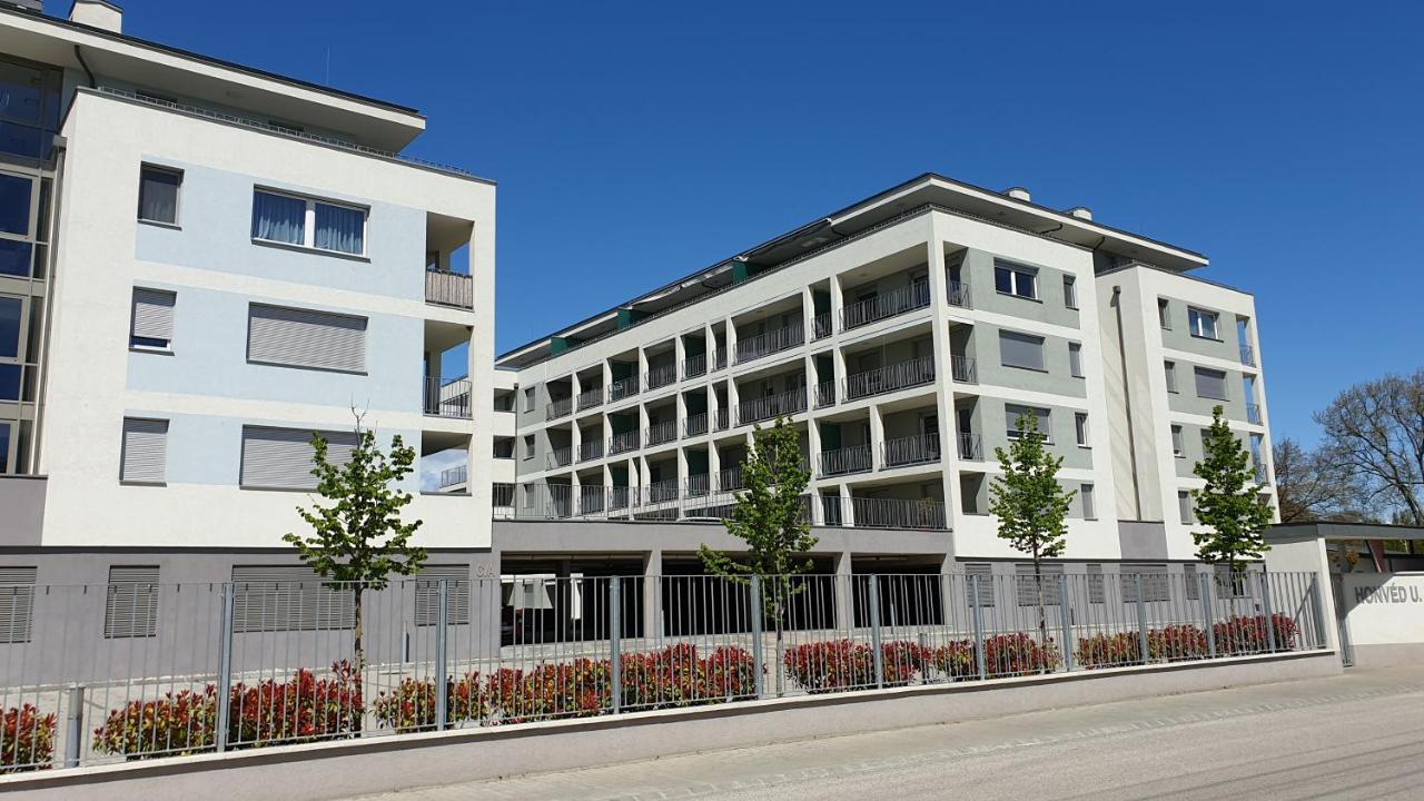Lelle Resort B20 Balatonlelle Εξωτερικό φωτογραφία