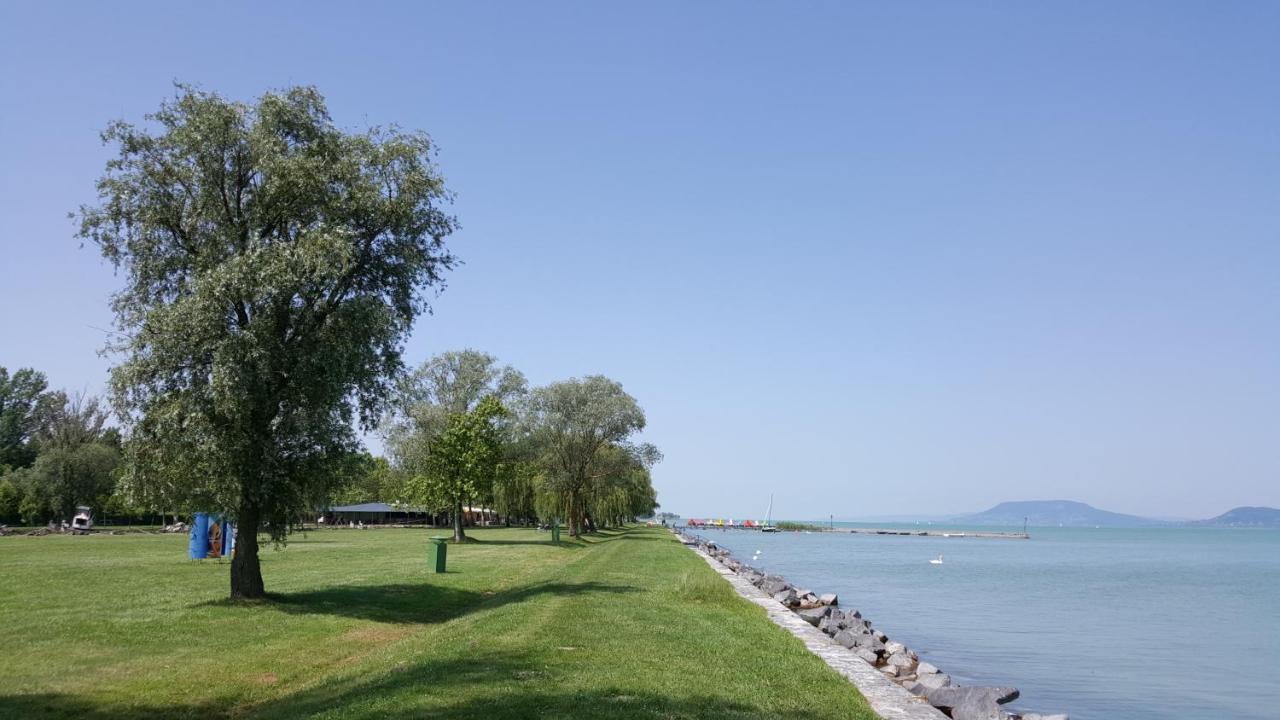 Lelle Resort B20 Balatonlelle Εξωτερικό φωτογραφία