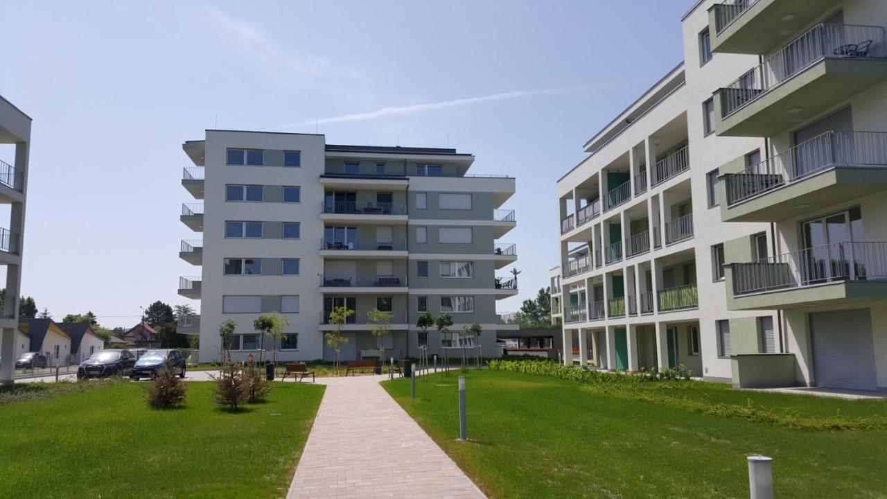 Lelle Resort B20 Balatonlelle Εξωτερικό φωτογραφία