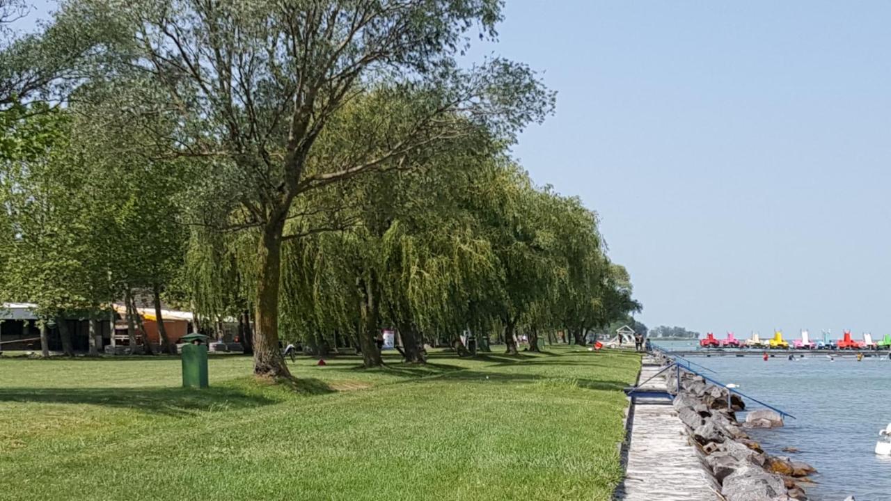 Lelle Resort B20 Balatonlelle Εξωτερικό φωτογραφία